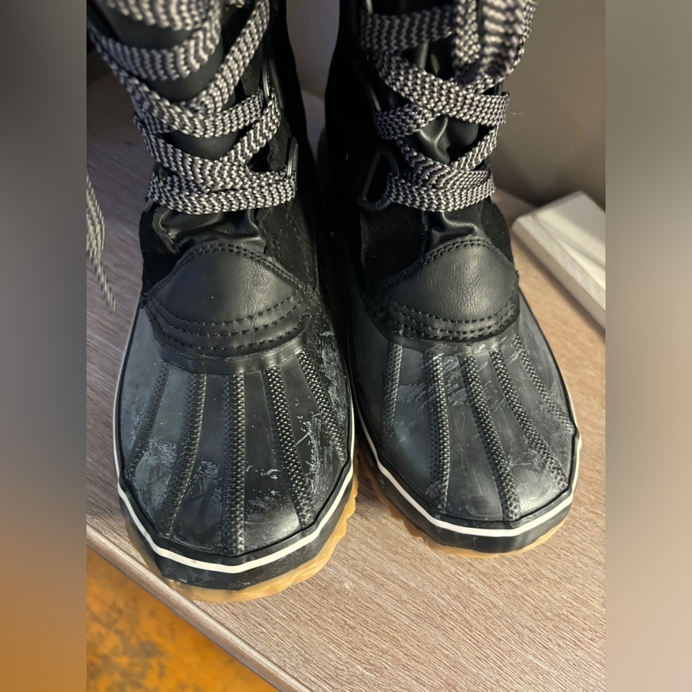 NWT BearPaw Denali Boots - Picture 8 of 13